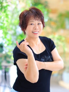 右京一美