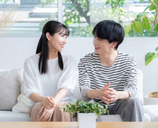 マッチングアプリの落とし穴！本気で結婚したいなら結婚相談所が安全な理由