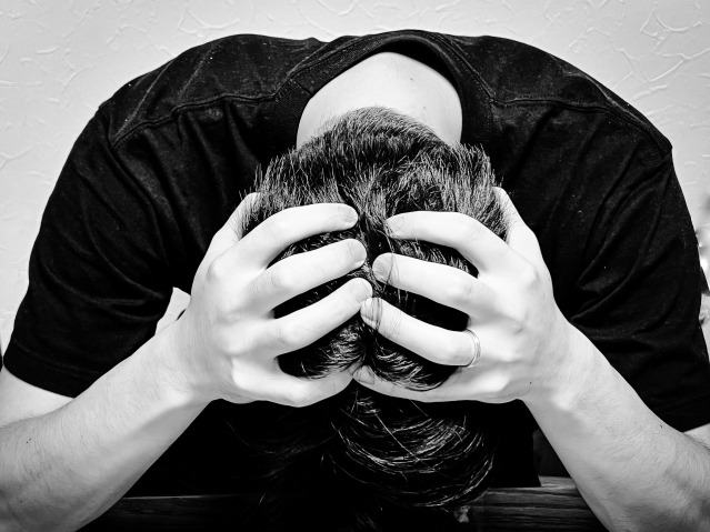 婚活で泥沼にハマる40代男性