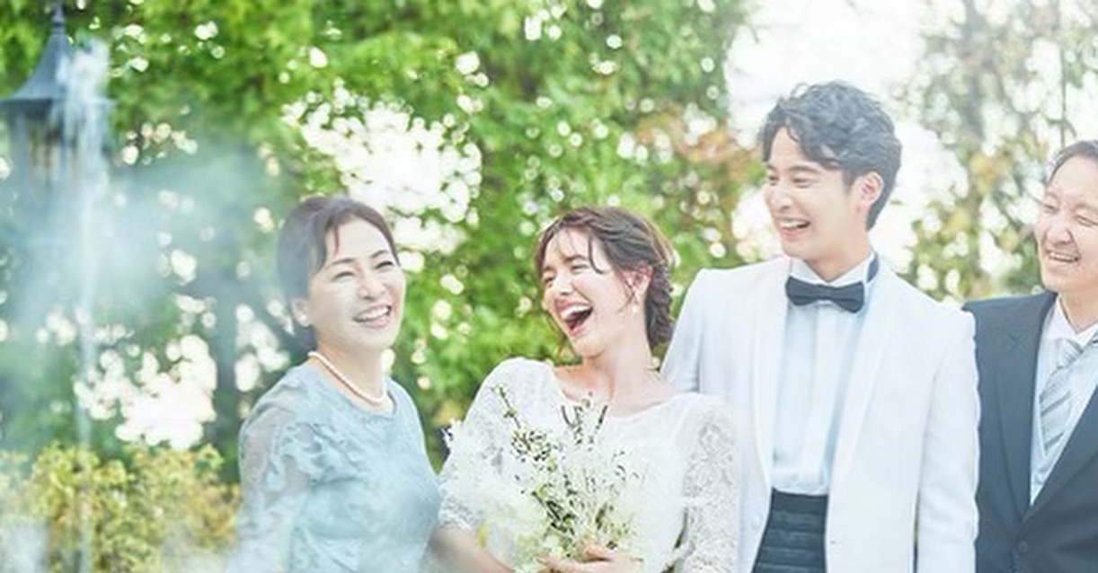 残暑の中に感じる秋の気配 ― 9月から始める婚活で年内成婚を叶えるチャンス