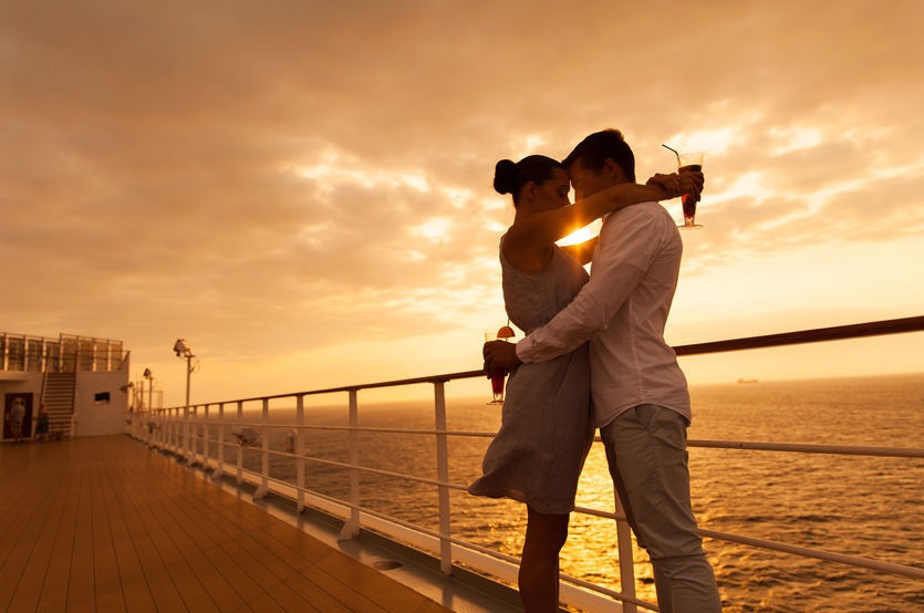 50代後半〜70代 富裕層女性が急増している理由 ー 再々婚は珍しくない時代へ