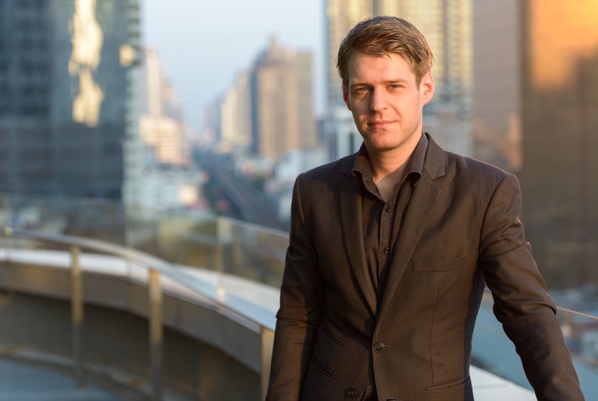 肩書きが外れた瞬間、あなたには何が残りますか？