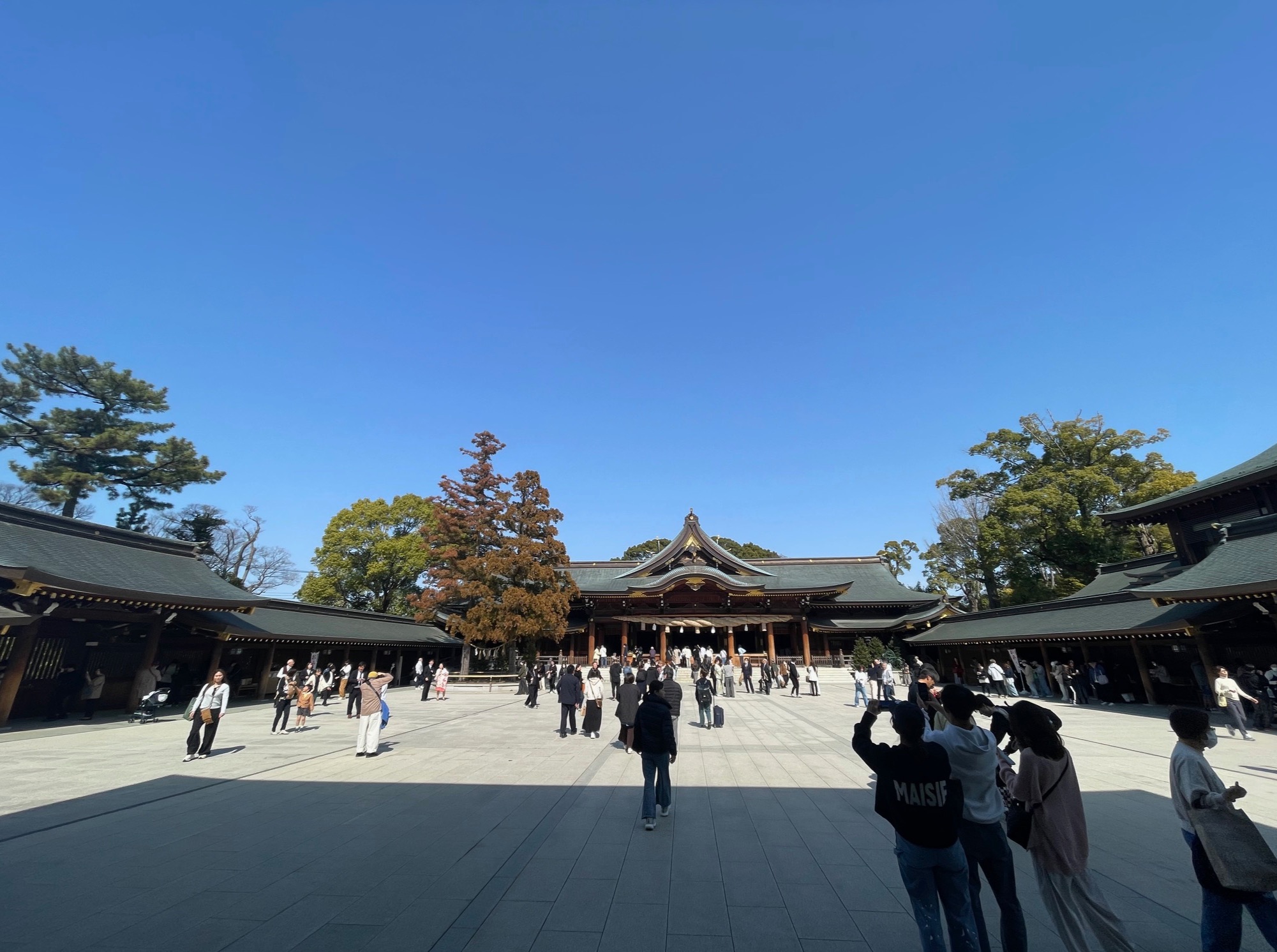 なぜ私は毎年、寒川神社に参拝するのか ― 八方除けとご縁の設計