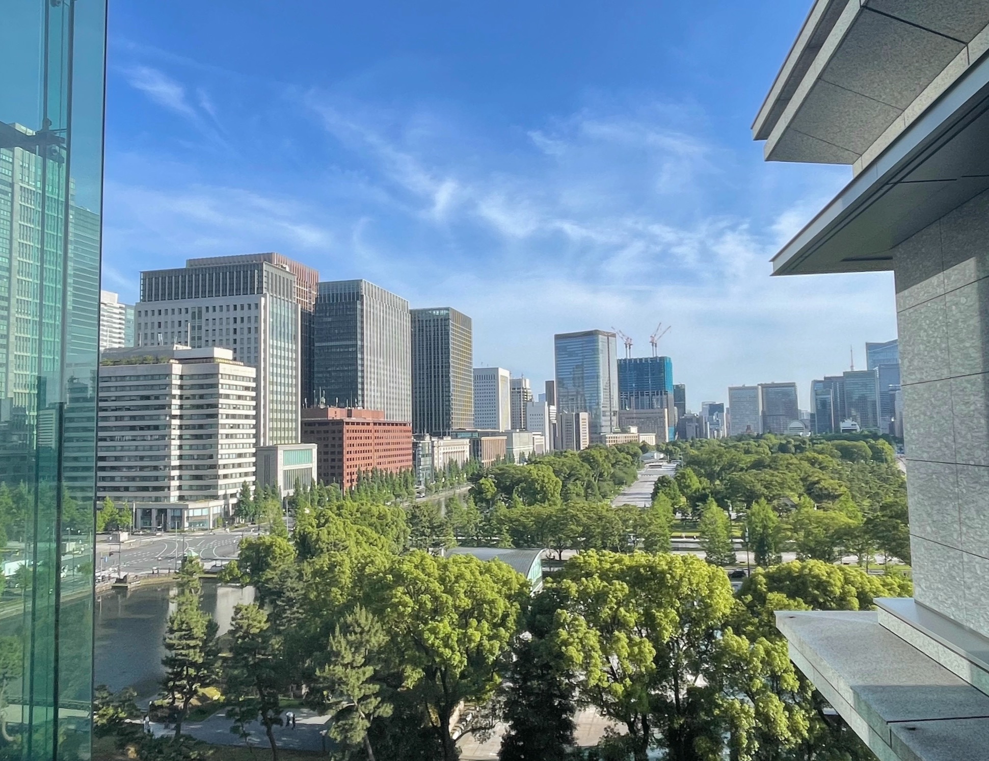 パレスホテル東京のテラスで婚活相談。結婚への第一歩は「本音を話せる場所」から始まる
