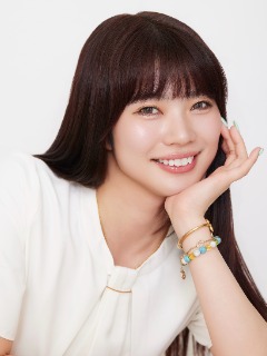 金城真歩