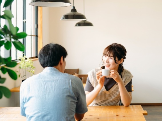お見合いで失敗する人の特徴とは？避けたいNG行動と成功のコツ