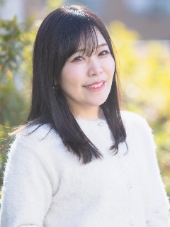 林亜由美