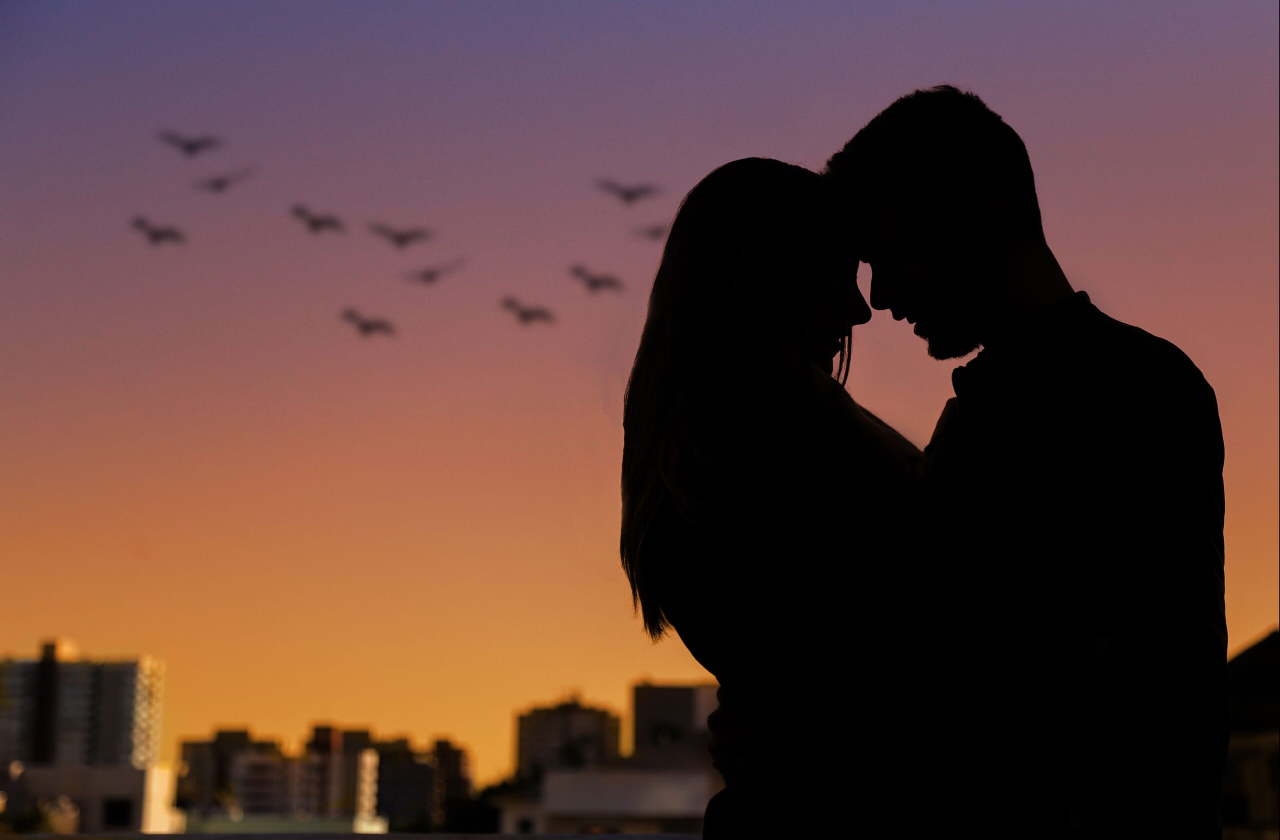 年下男性と結婚したい女性へ｜婚活では「年齢差」と「年収条件」の見直しが成婚への近道