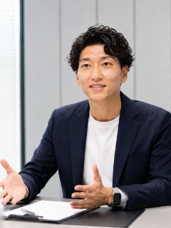 片山秀
